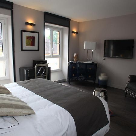 Logis Hotel-Restaurant Le Relais D'Aligre Chateauneuf-en-Thymerais ภายนอก รูปภาพ