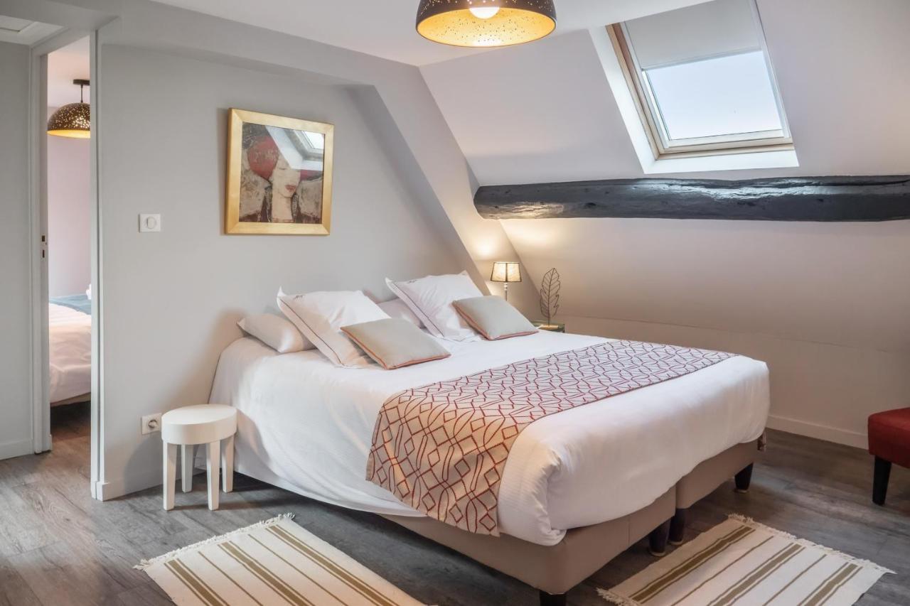 Logis Hotel-Restaurant Le Relais D'Aligre Chateauneuf-en-Thymerais ภายนอก รูปภาพ