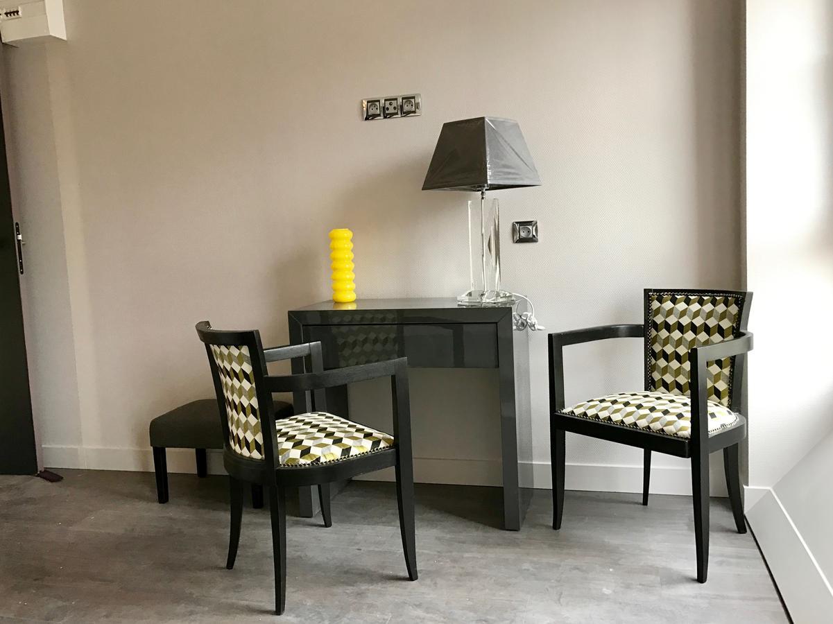 Logis Hotel-Restaurant Le Relais D'Aligre Chateauneuf-en-Thymerais ภายนอก รูปภาพ