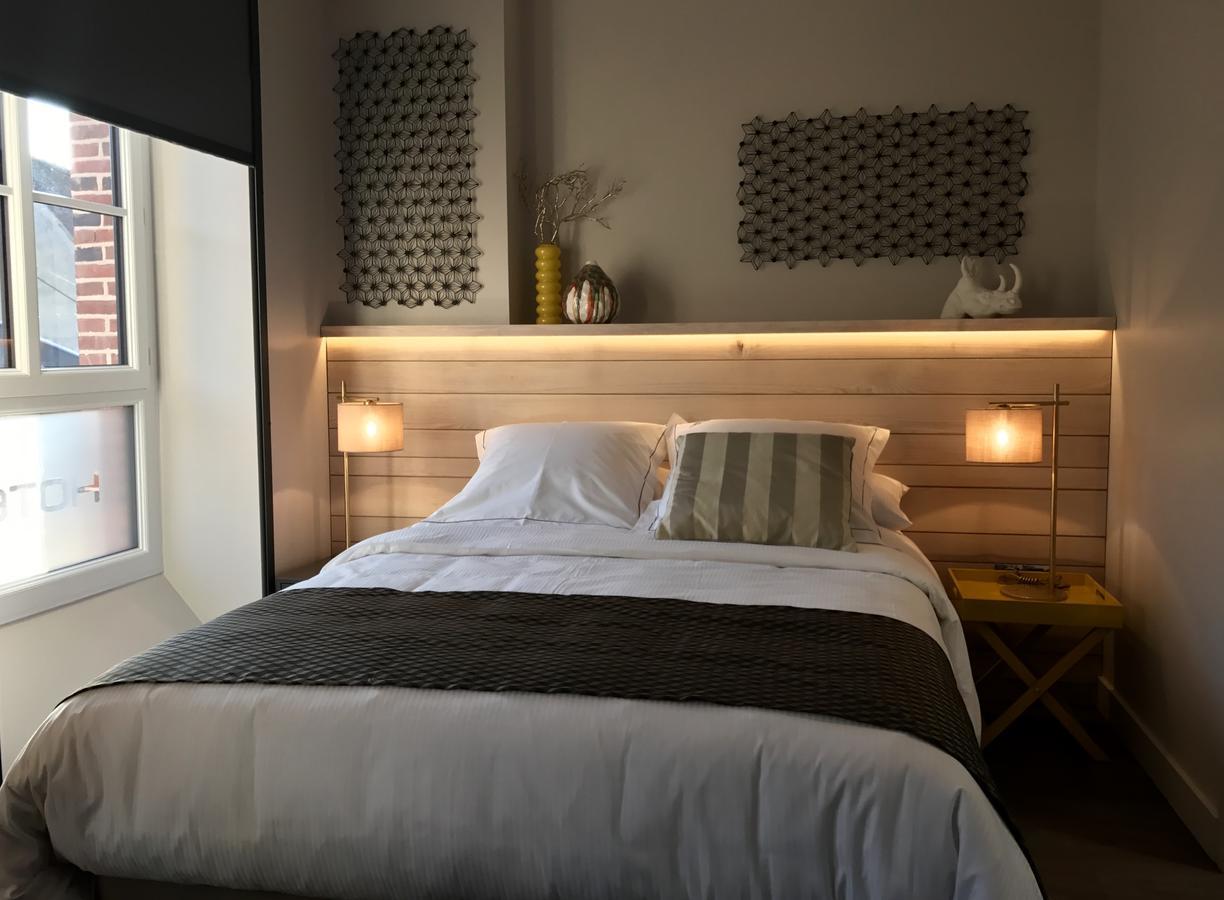 Logis Hotel-Restaurant Le Relais D'Aligre Chateauneuf-en-Thymerais ภายนอก รูปภาพ