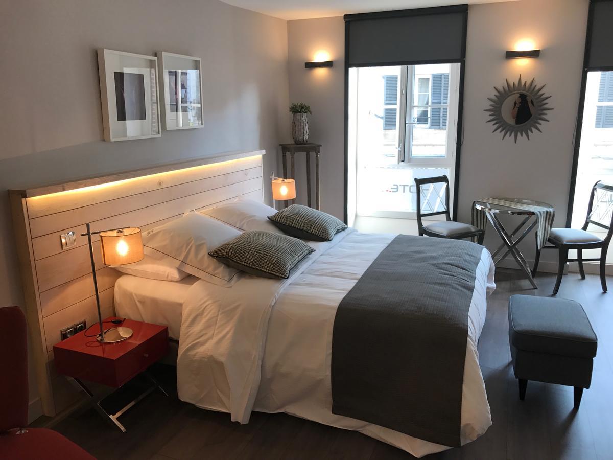 Logis Hotel-Restaurant Le Relais D'Aligre Chateauneuf-en-Thymerais ภายนอก รูปภาพ