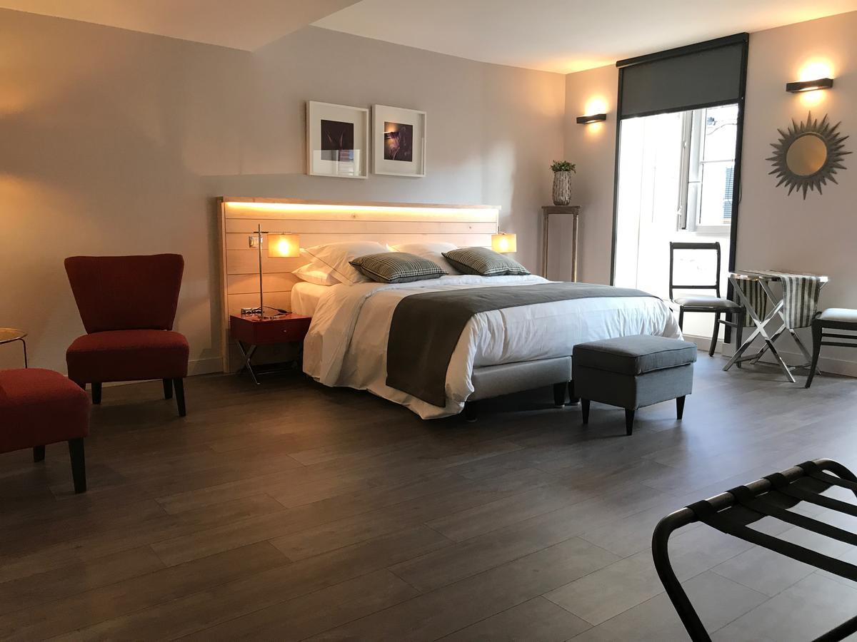 Logis Hotel-Restaurant Le Relais D'Aligre Chateauneuf-en-Thymerais ภายนอก รูปภาพ